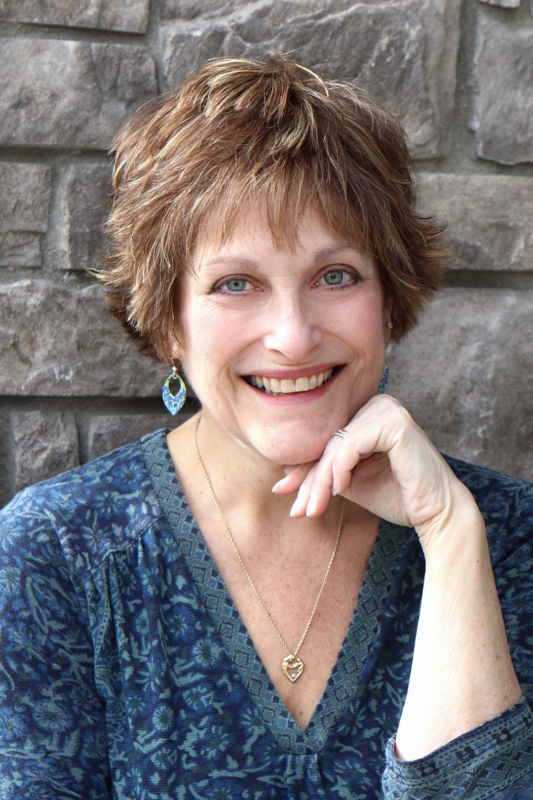 Meet Mimi, Local Author & Not So Basic Lover